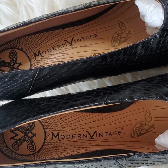 Black vintage style shoes - Picture 4 of 9